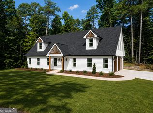 6711 Wildwood Trl, Gainesville, GA 30506