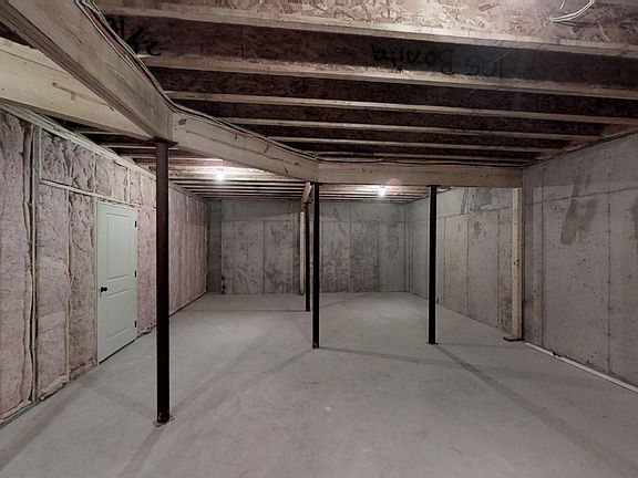 Previously built home based on this plan. Photos not of current home. Upgrades may be pictured.