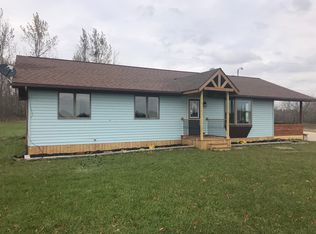 9507 E Stanton Rd, Crystal, MI 48818