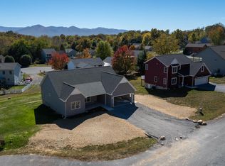 1960 Saw Mill Ct E, McGaheysville, VA 22840