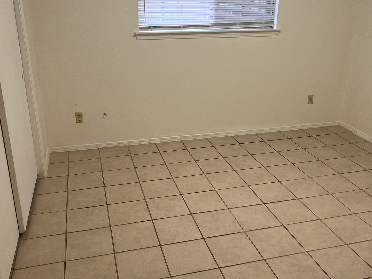 2 bed, 865 sqft, $1,100 — Photo 4