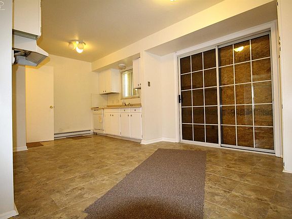 4th image of 1019 Bradley Ave