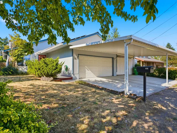 7417 SE Sherrett St, Portland, OR 97206