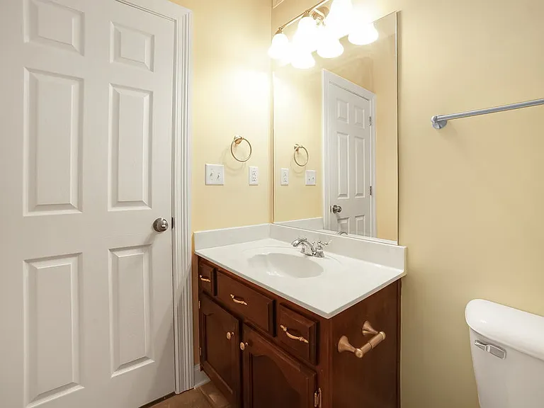 2875 Liverpool Ln — Photo 15