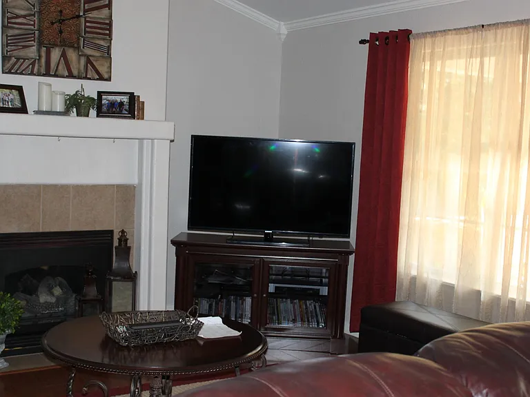1 Keighley Ln — Photo 14