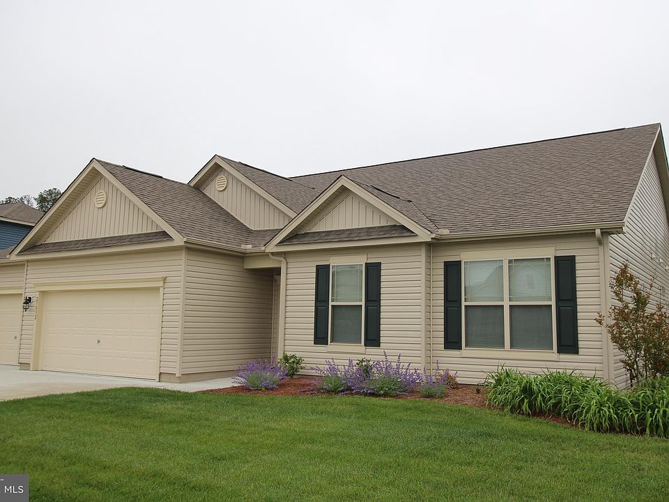 1st image of 25032 Tannin Cir