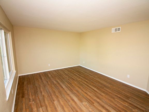 5th image of 5136 Saguaro St