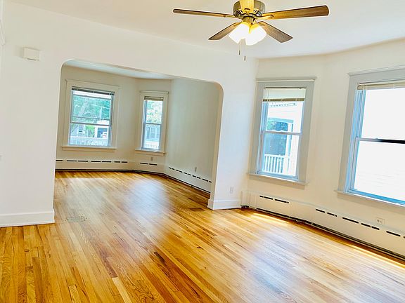 2nd image of 122 Winthrop Ave Floor 1