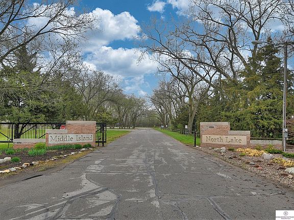 2nd image of 32108 W Lake Park Dr