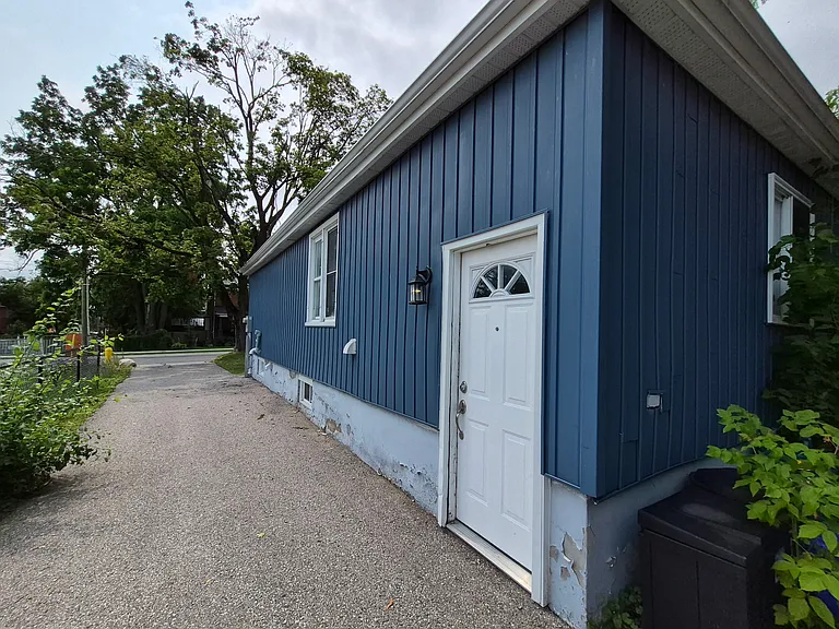 111 Mary St #2 — Photo 2