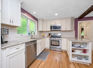 47 Thomas Dr, Chelmsford, MA 01824