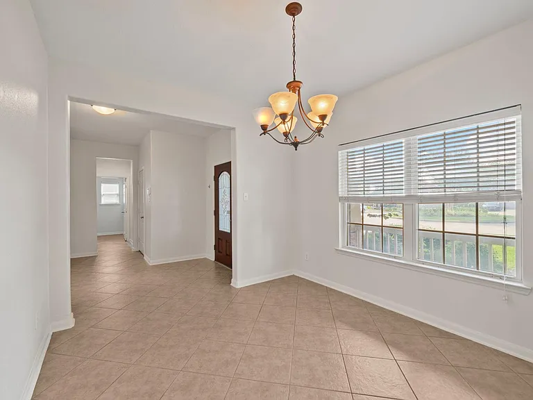 25210 Doves Gate Ct — Photo 16
