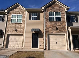 8329 Triple Crown Dr, Douglasville, GA 30134