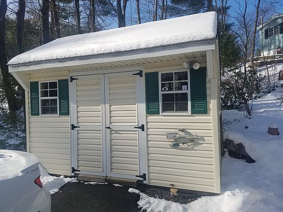 5th image of 36 Terrace Dr