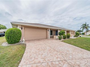 1010 Yellow Bird Pl, Sun City Center, FL 33573