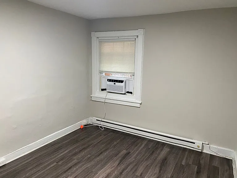 1741 Winder St — Photo 7