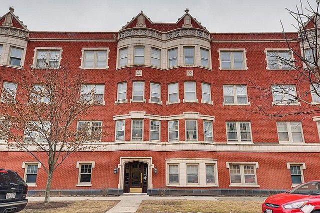 1st image of 725 Erie St APT 2D