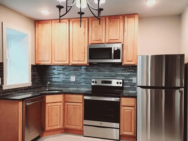 5120 Hazel Ave #3F — Photo 1