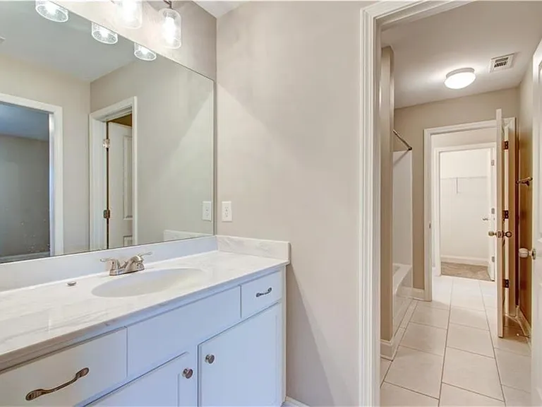 3770 Shades Valley Ln #3770 — Photo 21