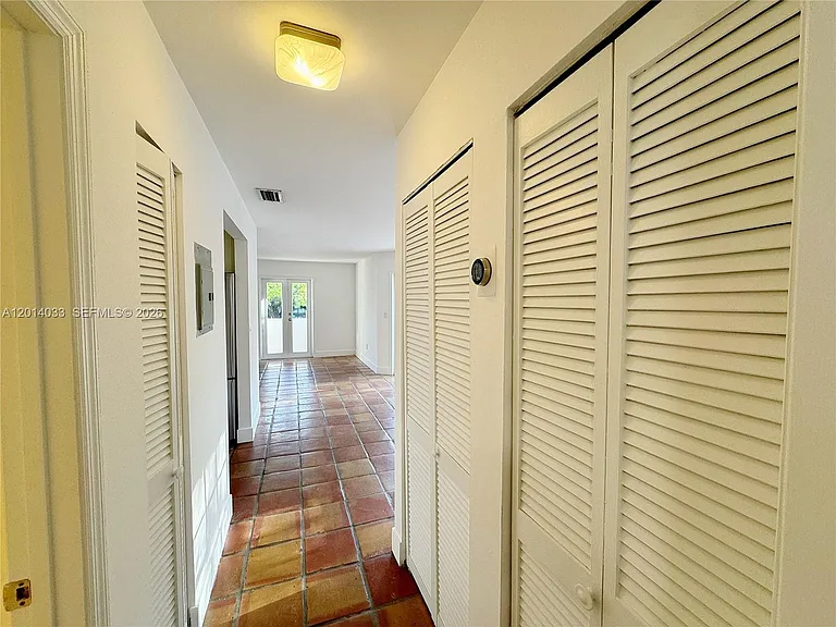 2918 Bird Ave #7 — Photo 16