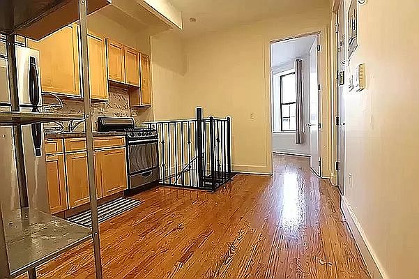 1st image of 655 Park Pl #1FR