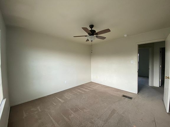5th image of 1610 Aztec Trce APT B