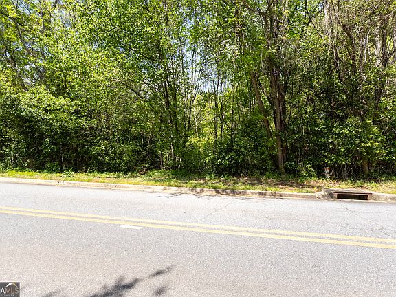 5th image of 713 Pheasant Ridge Dr
