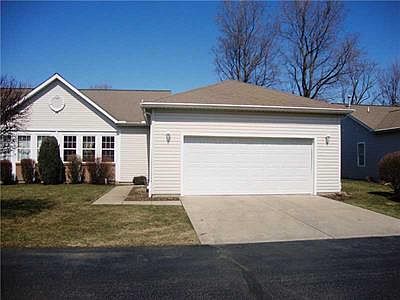 2nd image of 1261 Tower Ln