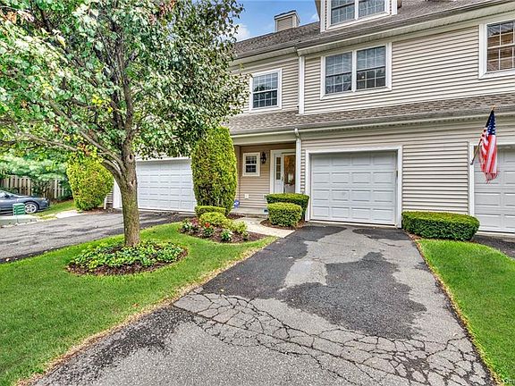 2nd image of 107 Crystal Hill Dr