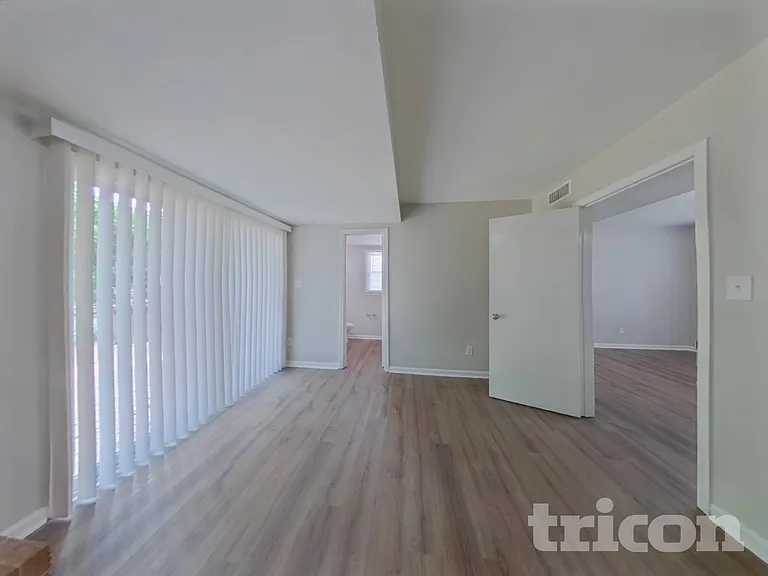 6010 Sullins Rd — Photo 13