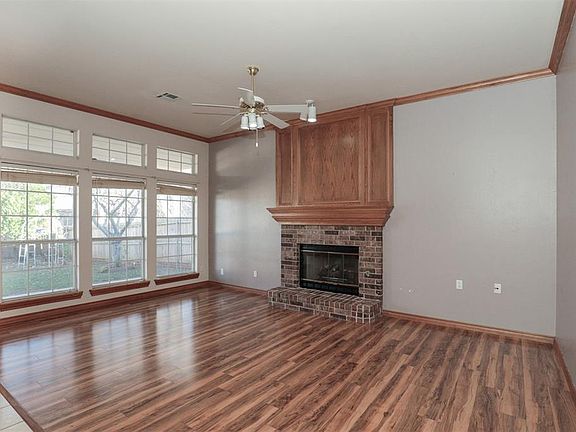 4th image of 14012 Pecan Hollow Ter