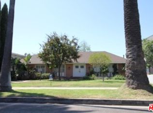 513 N Bedford Dr, Beverly Hills, CA 90210
