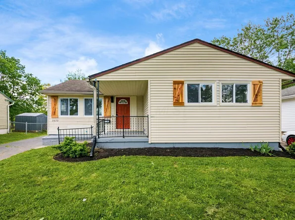 3573 Liv Moor Dr, Columbus, OH 43227