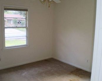 5th image of 2206 Thomas Ave