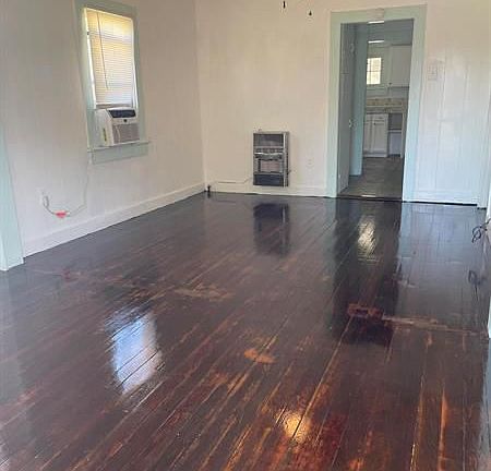4th image of 212 S K St APT 1