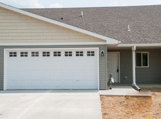 1225 Sundance Ct NE, Byron, MN 55920