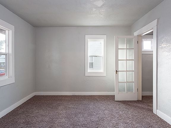 5th image of 1103 E Courtland Ave