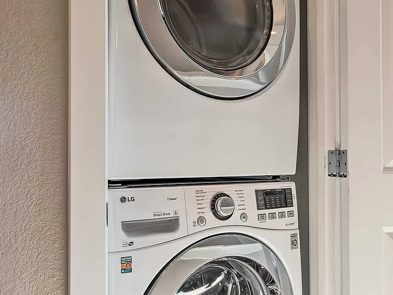 Washer / Dryer