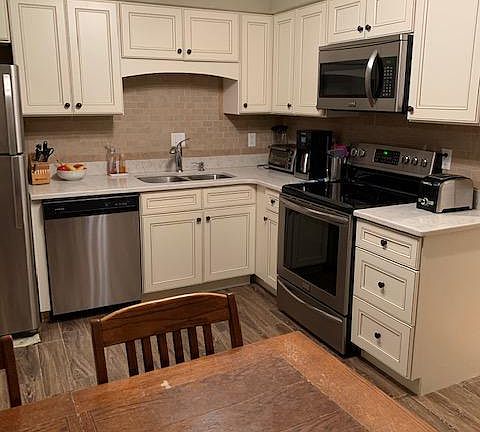 5th image of 1226 Fairmont Ave APT 5A