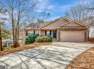 1028 Smyzer Rd, Townville, SC 29689