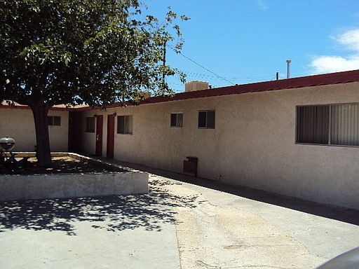 2nd image of 260 E Grace St APT 6
