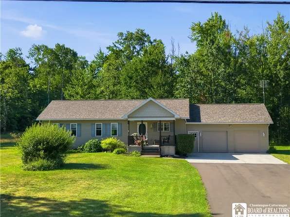 12151 W Main Street Rd, Randolph, NY 14772