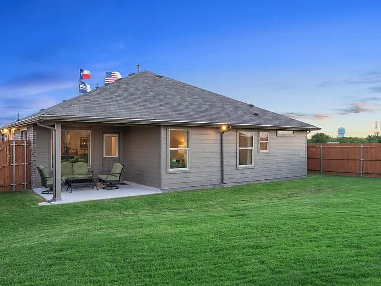 8304 Twisted Pine Way — Photo 27
