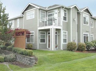 585 241st Ln SE, Sammamish, WA 98074