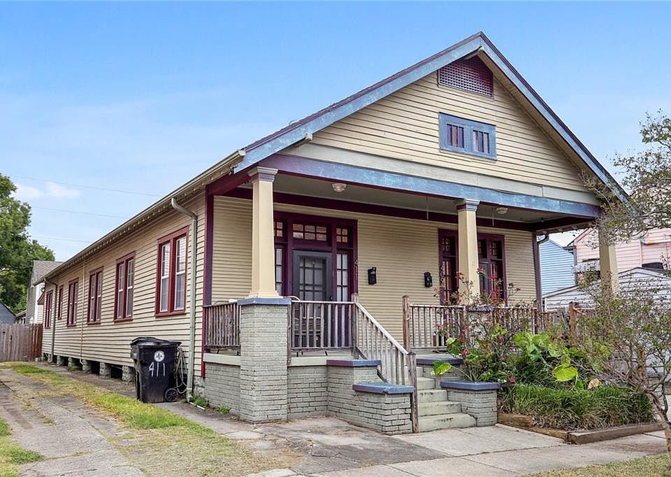 1st image of 409-11 S Genois St