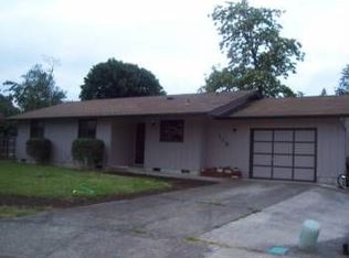 119 Blair Ct, Cottage Grove, OR 97424