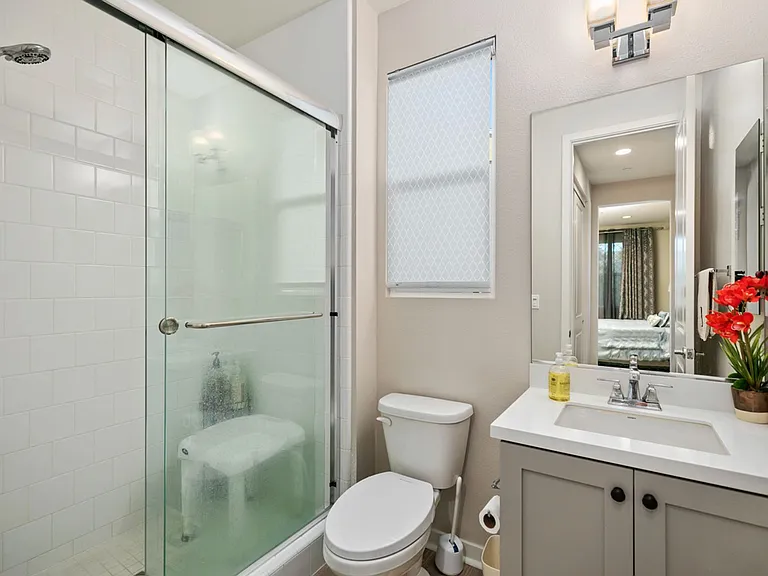 81 Alienta Ln — Photo 7