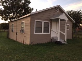 425 Walnut St, Baird, TX 79504