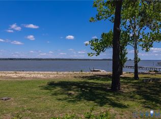933 Pleasant Point Rd, Surry, VA 23883
