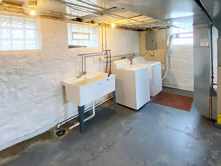 Laundry Room Cabinet